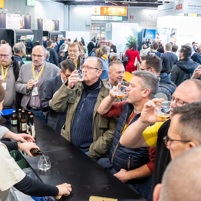Attendees at Brau sampling
